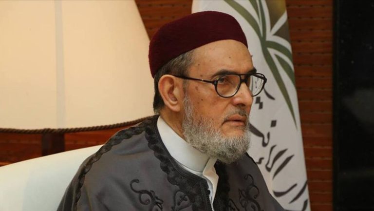 مفتي ليبيا يحذر من عمليات الاستكشاف المائي المصرية على الحدود الليبية