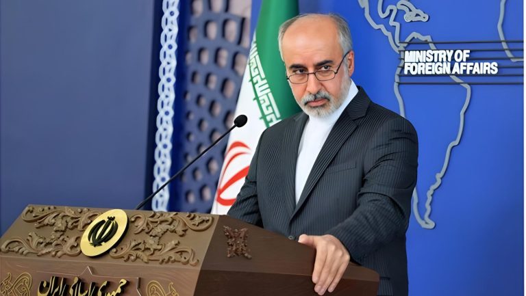 إيران ترد على مجموعة السبع وتدعوها للنأي عن “سياسات الماضي التدميرية”