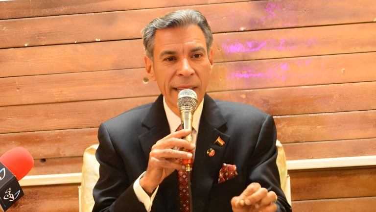 أسعد هيكل يطالب السيسي بإصدار عفو شامل عن سجناء الرأى قبل عيد الأضحى