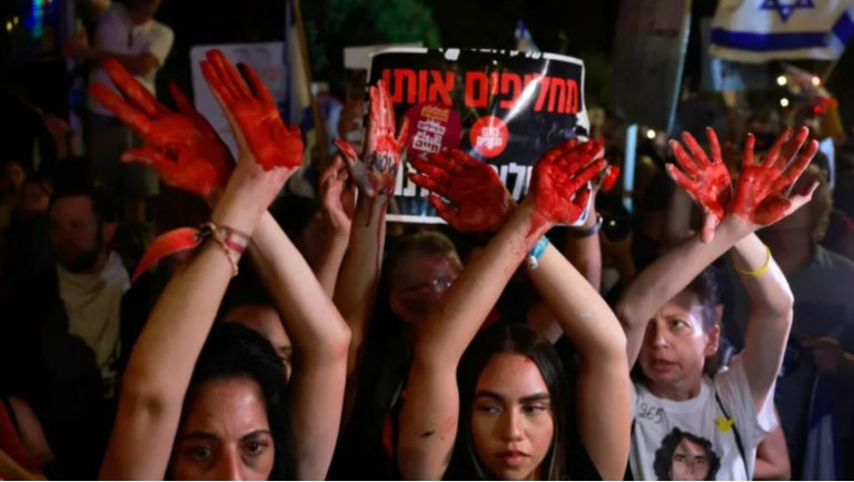 يديعوت أحرونوت: الأيام المقبلة مصيرية لصفقة التبادل مع فصائل المقاومة الفلسطينية