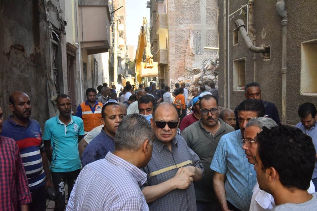 محافظ أسيوط يعلن انتهاء عمليات الإنقاذ في حادث انهيار منزل بحي شرق