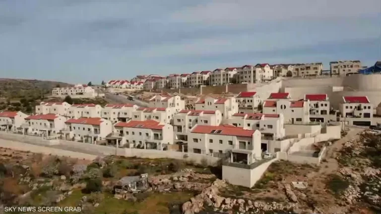 الاحتلال يوافق على بناء أكثر من 5 آلاف وحدة استيطانية في الضفة الغربية المحتلة