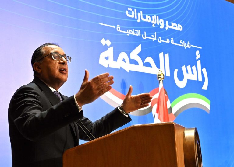 مدبولي يعقد اجتماعا موسعا لمتابعة مشروعات رأس الحكمة