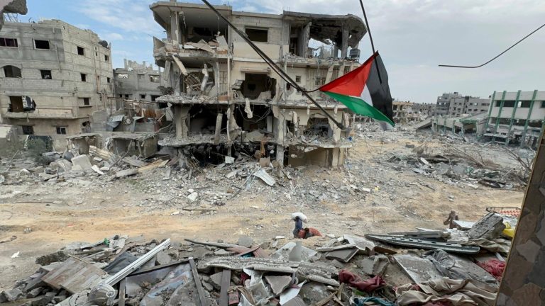 دراسة أممية: ركام غزة جراء الحرب يحتاج إلى 15 عاما لرفعه