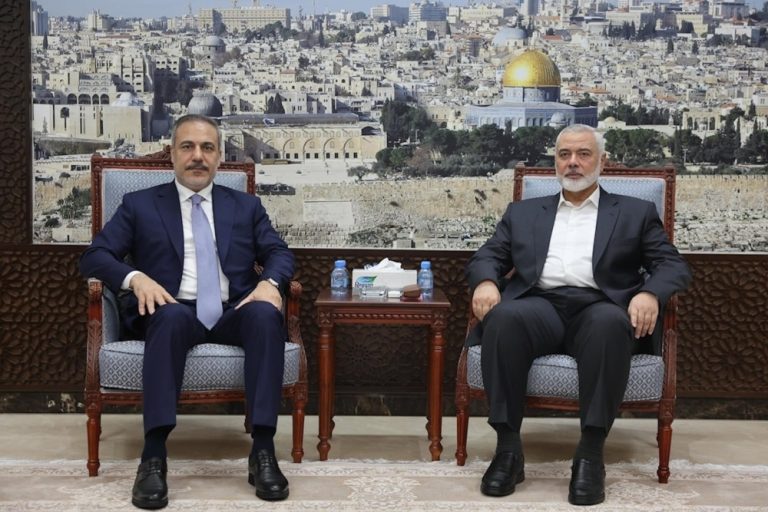 فيدان يدعو إلى التعاطي بإيجابية مع المرونة التي أبدتها حماس في المفاوضات مع الاحتلال