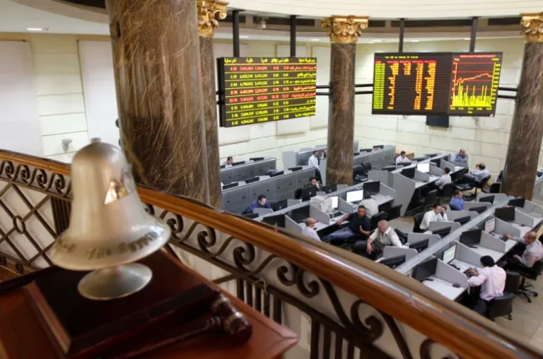 مصر..البورصة تواصل الصعود في منتصف التعاملات اليوم