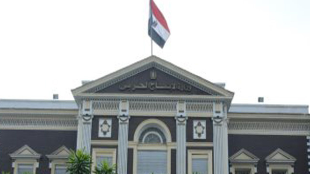 الإنتاج الحربي تعلن توقيع اتفاقية تعاون بين شركة بنها للصناعات الإلكترونية وشركة تاليس الفرنسية