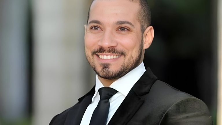 إحالة الطبيب المتهم في قضية وفاة زوجة الداعية عبدالله رشدي للطب الشرعي
