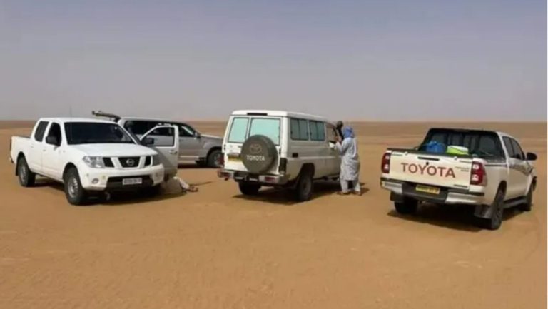 وفاة 14 شخصاً بينهم 12 سورياً عطشاً في صحراء الجزائر