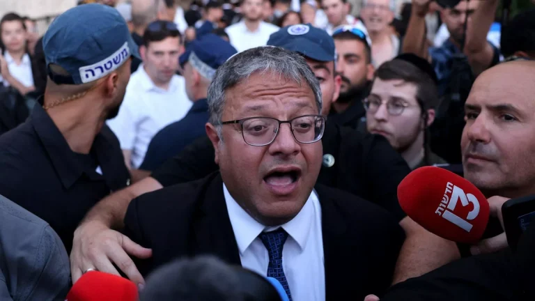 الاتحاد الأوروبي يدعو لفرض عقوبات على بن غفير بسبب تحريضه على جرائم الحرب ضد الفلسطينيين