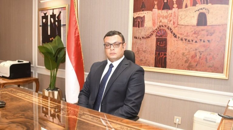 استرداد 38 فدانًا في القاهرة الجديدة وإزالة مخالفات بناء بمشروعات سياحية