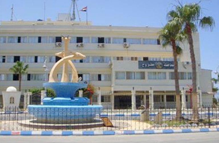 تجار الأزمات: كيف يستغل الفساد احتياجات المواطن في مطروح