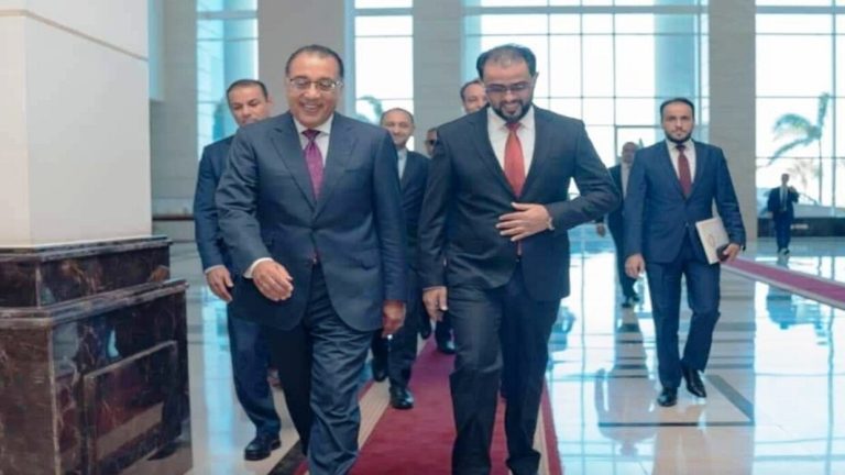 حكومة الوحدة الوطنية في ليبيا تنتقد استقبال مدبولي لأسامة حماد