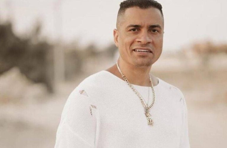 حسن شاكوش يعتذر للشعب التونسي