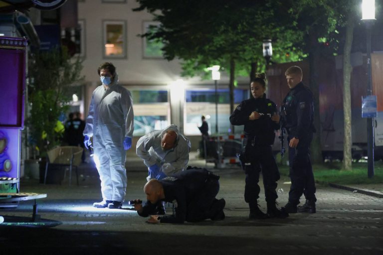 ألمانيا..3 قتلى و8 مصابين في حادث طعن