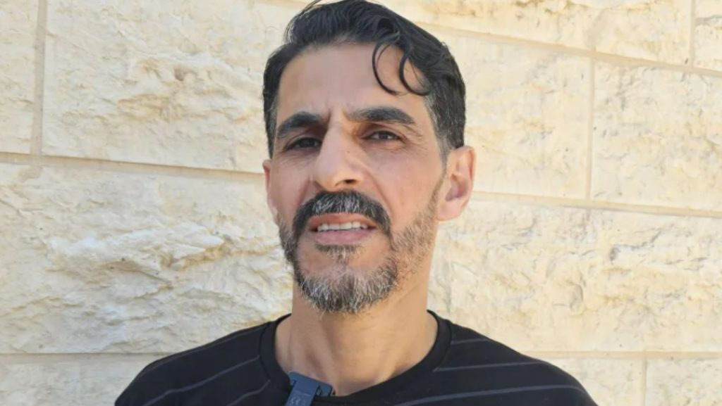 أسير فلسطيني يروي تفاصيل مروعة عن ظروف اعتقال الأسرى المرضى في السجون الإسرائيلية