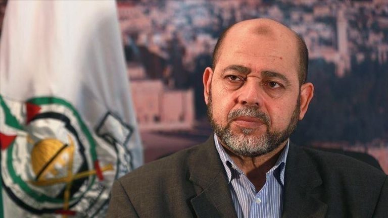 أبو مرزوق: “السيوف الحديدية” التي أطلقها العدو يقابلها سيوف وصلابة السنوار