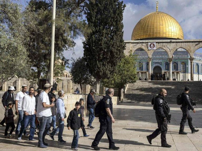 السلطة الفلسطينية: المستوطنون اقتحموا الأقصى 21 مرة في أغسطس.