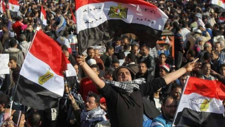 الأحزاب المصرية تحت المجهر .. فشل في الوفاء بالتزاماتها تجاه الشعب