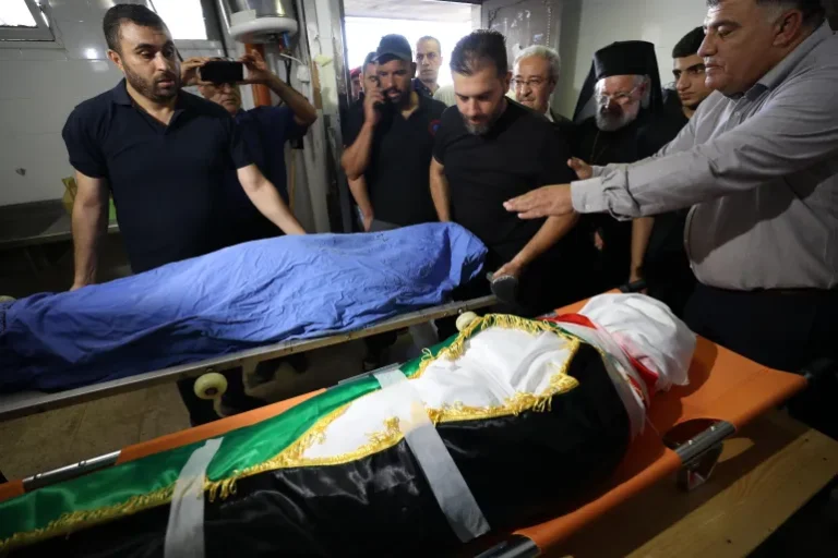 مقتل الناشطة عائشة نور برصاص قناص إسرائيلي: دعوات لتحقيق مستقل