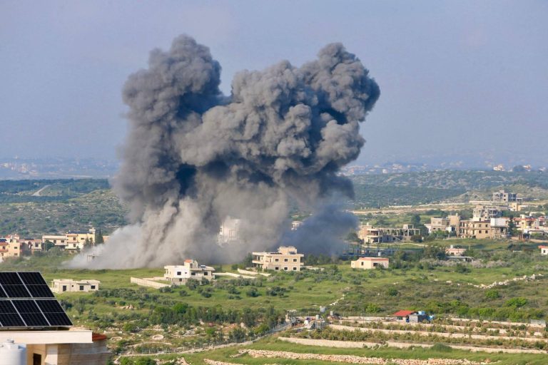 إصابة 6 أشخاص في غارة إسرائيلية على بلدة “خربة سلم” جنوبي لبنان