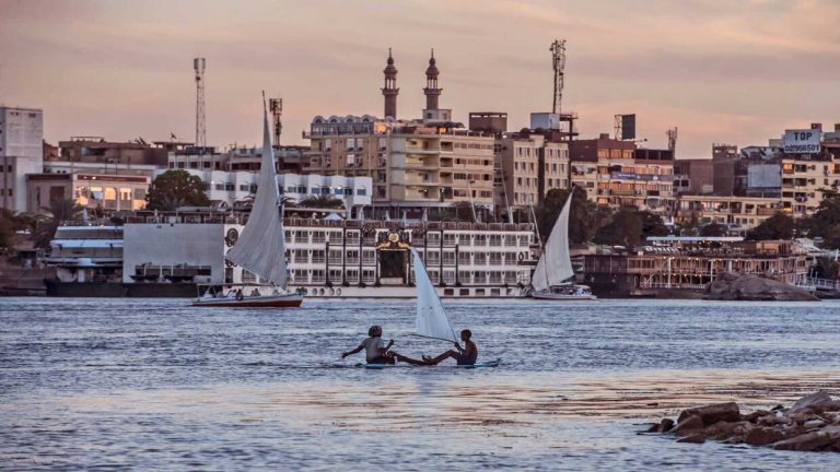 مصر..بكتيريا الإيكولاي سبب النزلات المعوية في أسوان