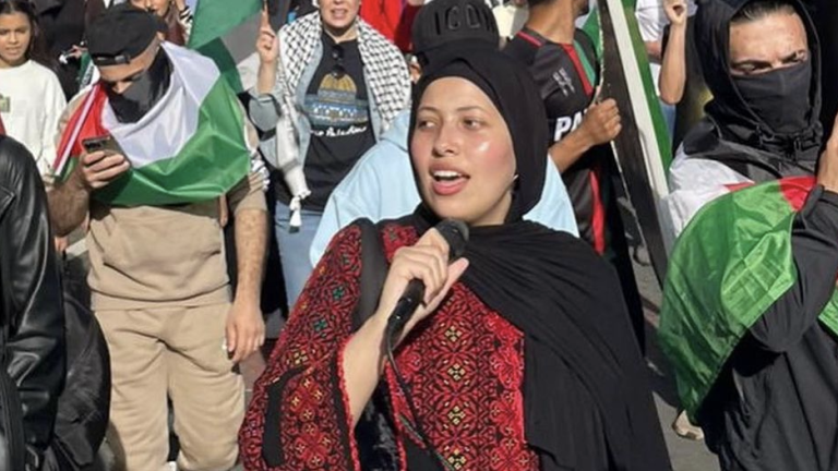 طالبة فلسطينية تستأنف قرار بريطانيا بإلغاء تأشيرتها الدراسية