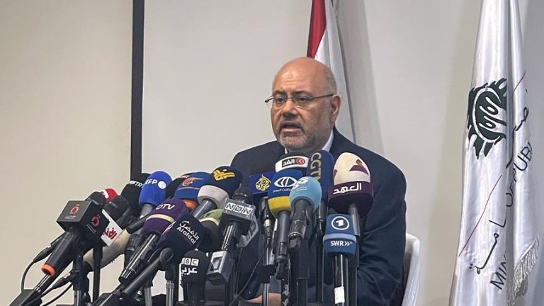 وزير الصحة اللبناني : حصيلة غارات إسرائيل على لبنان تتجاوز 558 قتيلا في يوم واحد