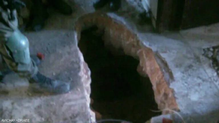 إسرائيل تعلن أسر 10 عناصر من حزب الله في جنوب لبنان