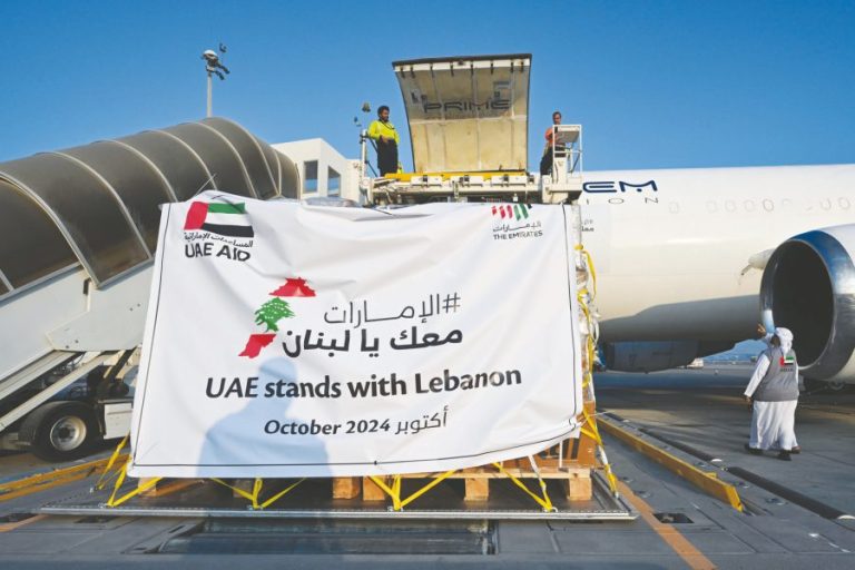 مساعدات داخلها أجهزة تجسس..هكذا تساعد الإمارات إسرائيل في لبنان