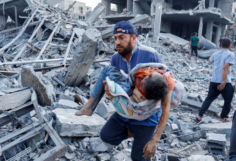 د. علي الهيل لـ”أخبار الغد”: ٥٠ ألف شهيد فلسطيني قُتلوا بدم بارد وسط صمت عربي