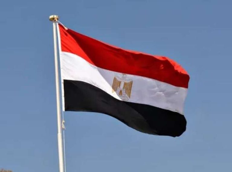 وفد أمني مصري رفيع المستوى يلتقي مسؤولي الموساد والشاباك في إطار جهود التهدئة في غزة ولبنان