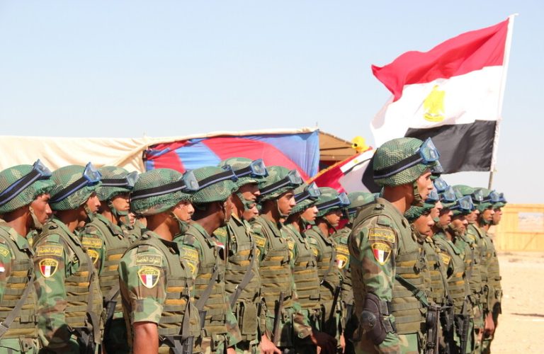 كيف حطمت مصر أسطورة الجيش الذي لا يُقهر؟