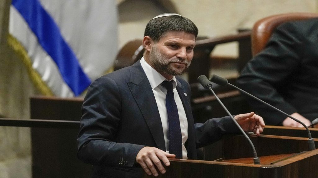 سموتريتش يتهم قطر بمعادة إسرائيل بسبب دعمها لحركة حماس