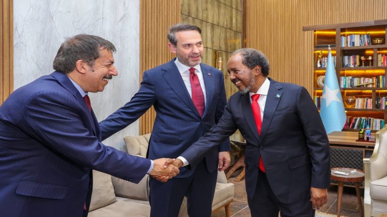 تركيا والصومال يوقعان اتفاقية جديدة للتنقيب عن النفط والغاز