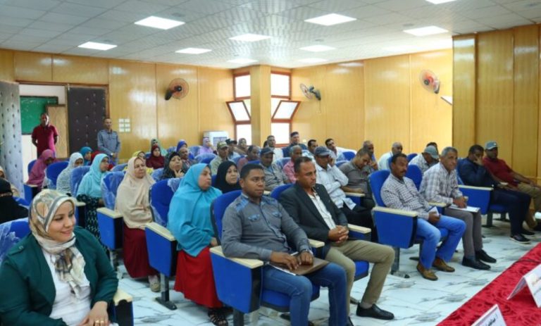 إعلام الخارجة ينظم ندوة حول “مقومات الاستثمار ودعم المشروعات الصغيرة” بالوادي الجديد