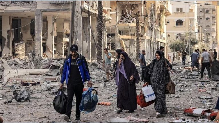الاحتلال الإسرائيلي يستهدف النازحين في الزوايدة ويترك مآسي إنسانية