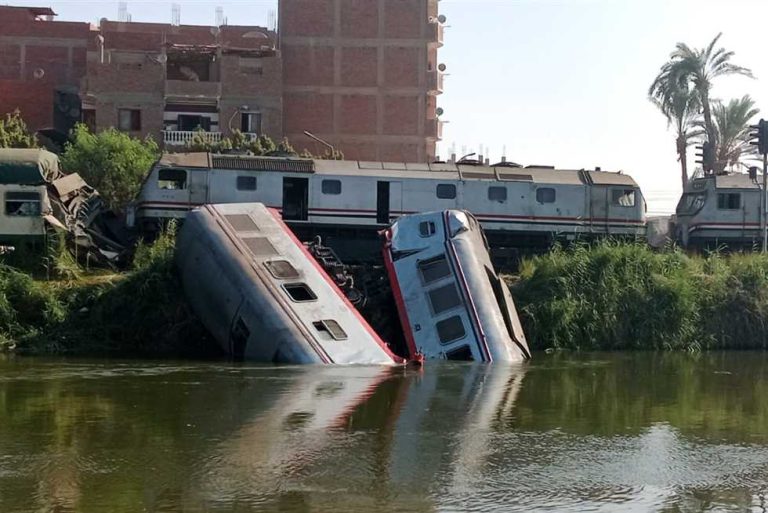 خروج جميع مصابي حادث تصادم القطارين من مستشفى المنيا الجامعي