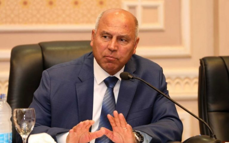 كامل الوزير: قاتل الصناعة المصرية بإغلاق مصنع الفويل التاريخي
