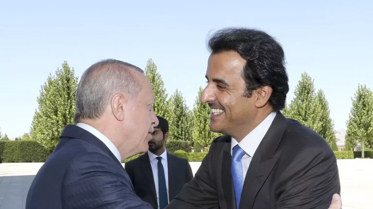 تركيا وقطر توقعان 8 اتفاقيات بمجالات الاقتصاد والدفاع والثقافة