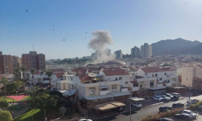 فصائل عراقية تتبنى أربع هجمات بمسيّرات على مدينة إيلات في إسرائيل