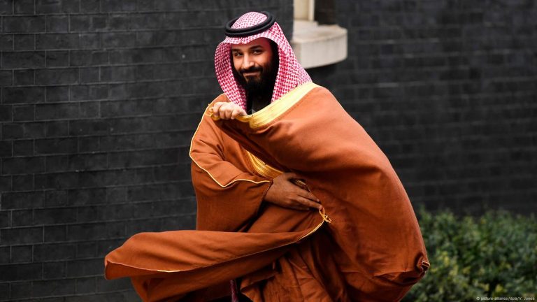 محمد بن سلمان “اشترى العالم”: نقاش حول حقوق الإنسان أو تشويه صورة السعودية؟