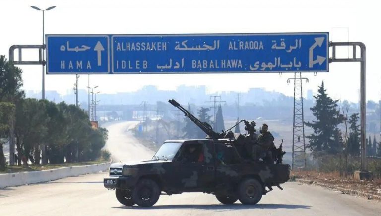 قوات المعارضة السورية تسيطر على حلب وتحرر المعتقلات وتطرد النظام من معالم هامة