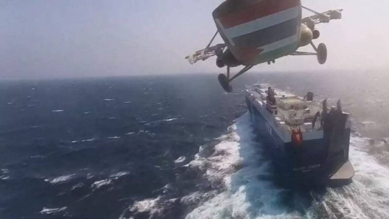 صحيفة عبرية تهاجم مصر بسبب هجمات الحوثيين