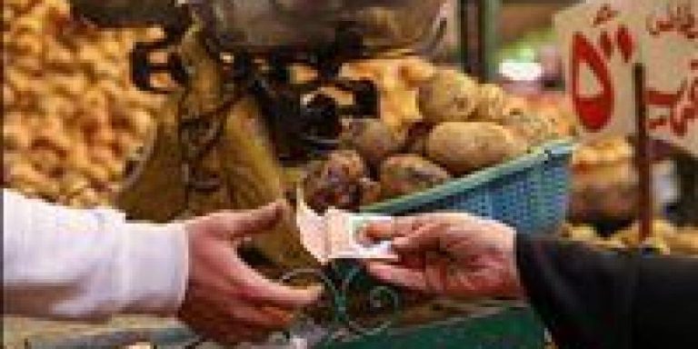 الغلاء يفتك بالأسرة المصرية والحكومة تواصل تجاهل الكارثة