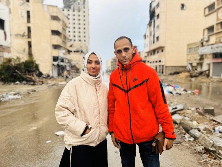 الذكرى الأولى لفقدان آمنة: حنين أب لا ينطفئ وسط أجواء الحرب والمطر