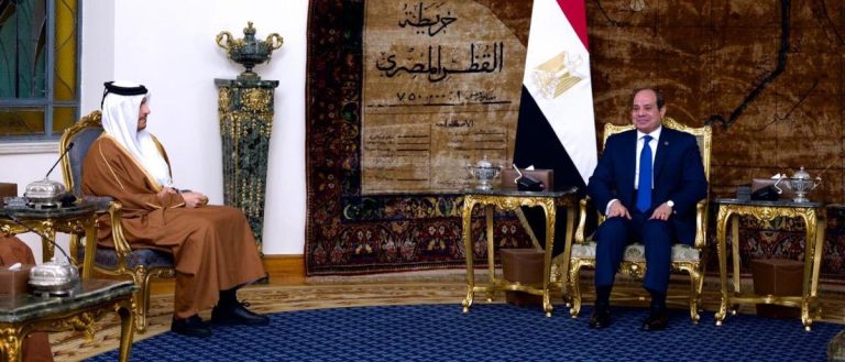 السيسي ورئيس وزراء قطر يبحثان التطورات في غزة ولبنان