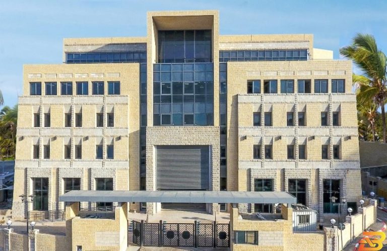 سلطة النقد الفلسطينية تعلن عن تحديث تعليمات جديدة لدعم موظفي القطاع العام