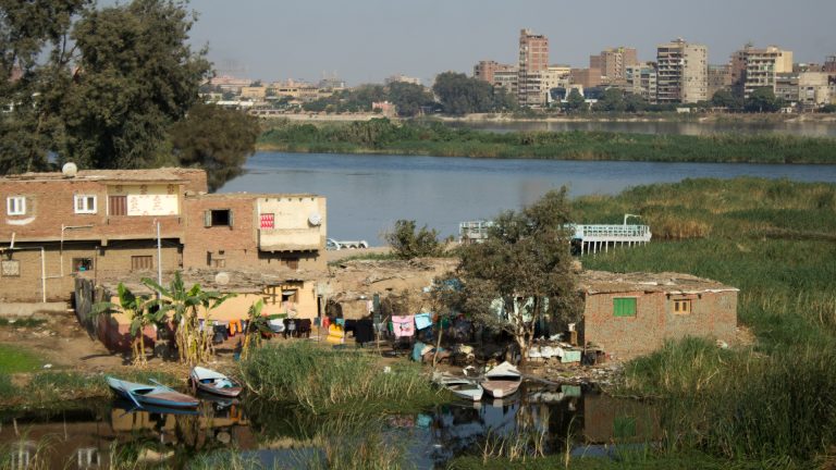 الجزيرة مش تكية ولا عيشة على الهامش: اشتباكات جديدة بين أهالي الوراق والشرطة