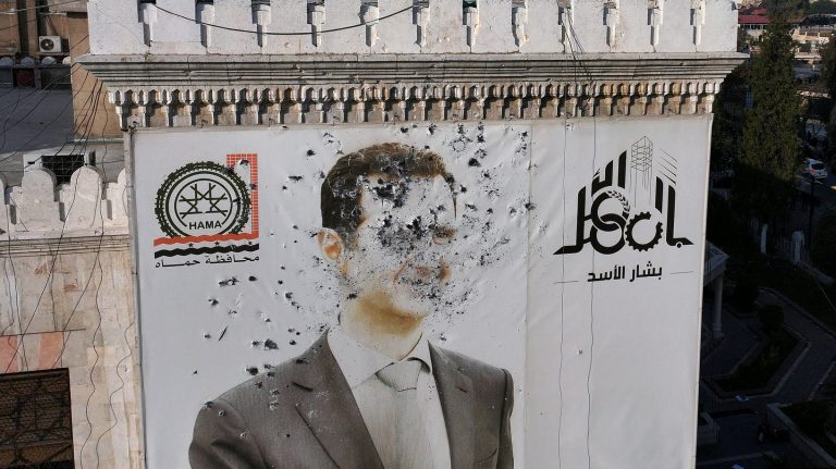 أول تعليق من البيت الأبيض بشأن سقوط نظام الأسد